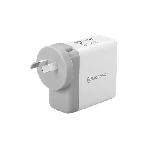 MicroPack MWC-236 Q3 Travel charger with 3 charging adapter