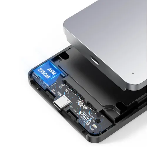 UGREEN CM300 Type-C to 2.5" SATA Hard Drive Enclosure #70498